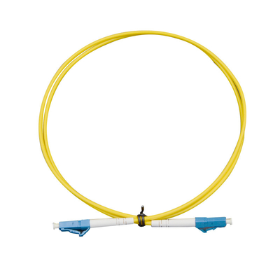 Błękitne/beżowe włókna optyczne Patchcord Typ polerowania ≤0,3dB Strata wstawienia Średnica włókna 9/125um
