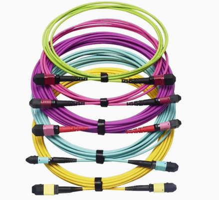 Włókno optyczne FTTH Patch Cord Trunk Cable PVC Material Panel MPO Fiber Cable