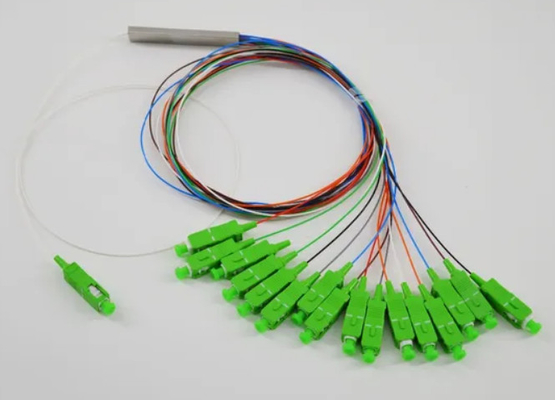 1X16 FTTX Mini Steel Tube Fiber Optic PLC Splitter Cable Diameter 0.9mm dla zastosowań FTTX