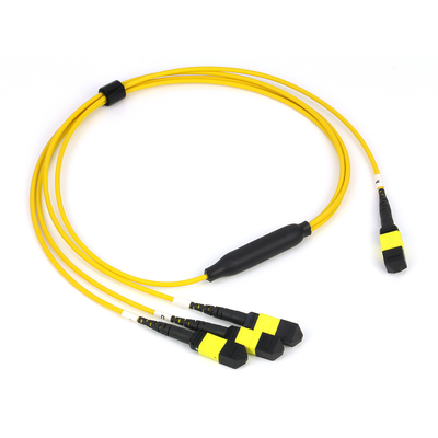 Elastyczny światłowodowy patchcord MPO MTP dla łatwych konfiguracji sieciowych, płaszcz 3.0mm-4.5mm, podwójny płaszcz, żeński, bez PIN