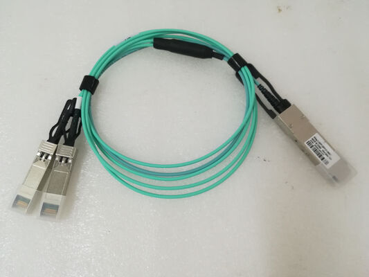 Aktywne kable optyczne Włókno AOC 40G QSFP+ 2x10 SFP+ dla centrów danych