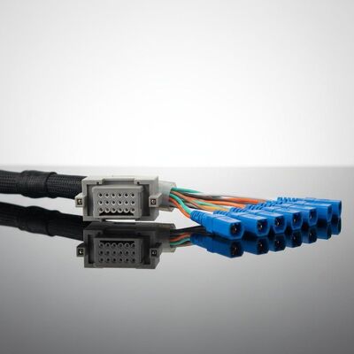 MT to FA Fiber Array Assemblies with Customized Length High Accuracy and Multi-Channel Transmission for Data Centers