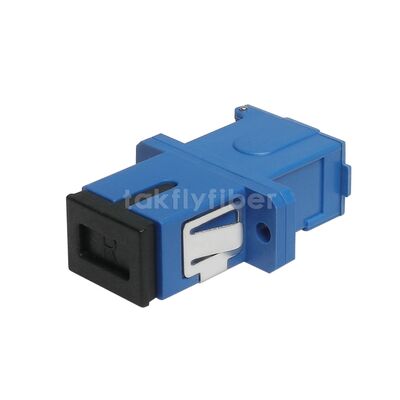 Adapter SC Simplex. Łatwa instalacja i odporność na wysokie i niskie temperatury. Połączenie światłowodowe dla maksymalnej transmisji mocy.