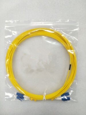 Kabel krosowy 24F LC-LC – niskie straty, wysokie straty odbiciowe, zgodny z Telcordia GR-326