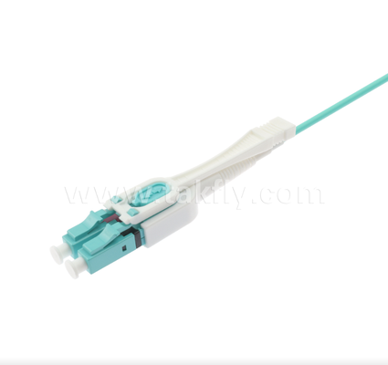 Kabel krosowy MPO/MTP do LC Uniboot Breakout – wielomodowy OM3, o dużej gęstości, z możliwością odwracania polaryzacji dla centrów danych 40G/100G