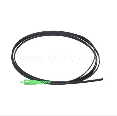 SC/APC FTTH Zewnętrzny Flat Drop Pigtail – Simplex, Pre-konektorowany, Konstrukcja Antywibracyjna dla Szybkiego Wdrożenia w Terenie