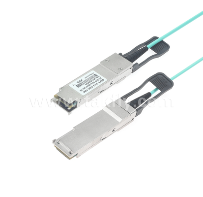 Aktywny kabel światłowodowy 40G QSFP+ – 4-kanałowy Full-Duplex, 11,3 Gb/s na kanał, niskie zużycie energii, możliwość wymiany podczas pracy