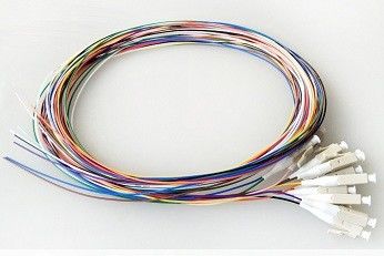 Włókna LC / APC 12 OS2 SM Kodowane kolorami 0,9 mm G657A1 Sieć światłowodowa pigtaili