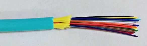 2-4 Rdzenia Wnętrza Zestaw Kabel Optyczny Średnica zewnętrzna 4,5 mm Liczba włókien 2 rdzenia/4 rdzenia