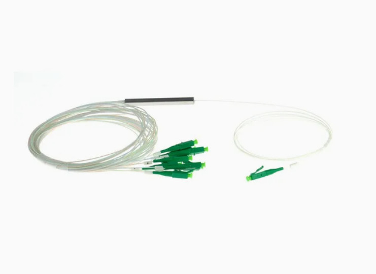 G657A1 Typ wstępnego złącza włókna LC 1X8 900um Mini Tube Steel Fiber Optic PLC Splitter PDL≤0.4dB