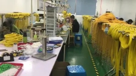 12-włóknowy pigtail światłowodowy OM3 LSZH, płaszcz 0,9 mm, SC FC ST LC